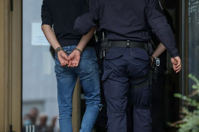 Šok u Tuzli: Dva muškarca pritvorena zbog sumnje na zlostavljanje 13-godišnjaka