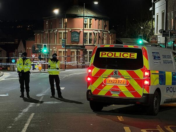  Upucan 16-godišnjak, bori se za život