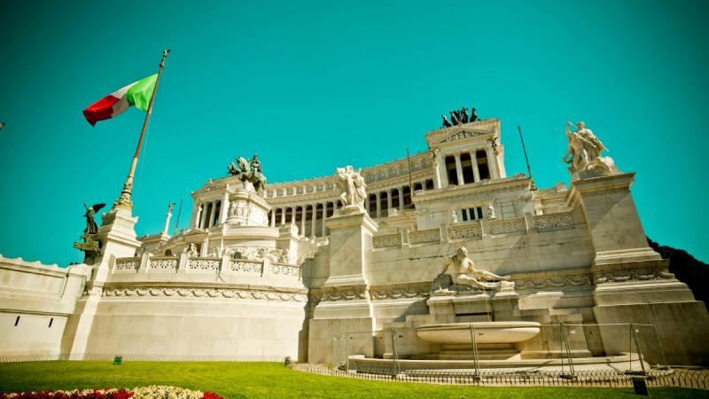 Brutalan napad: Par izvukli iz auta, djevojka silovana pred zaručnikom