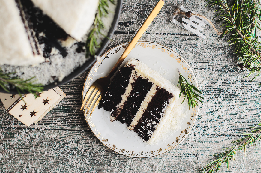 Čokoladna torta s kokosom