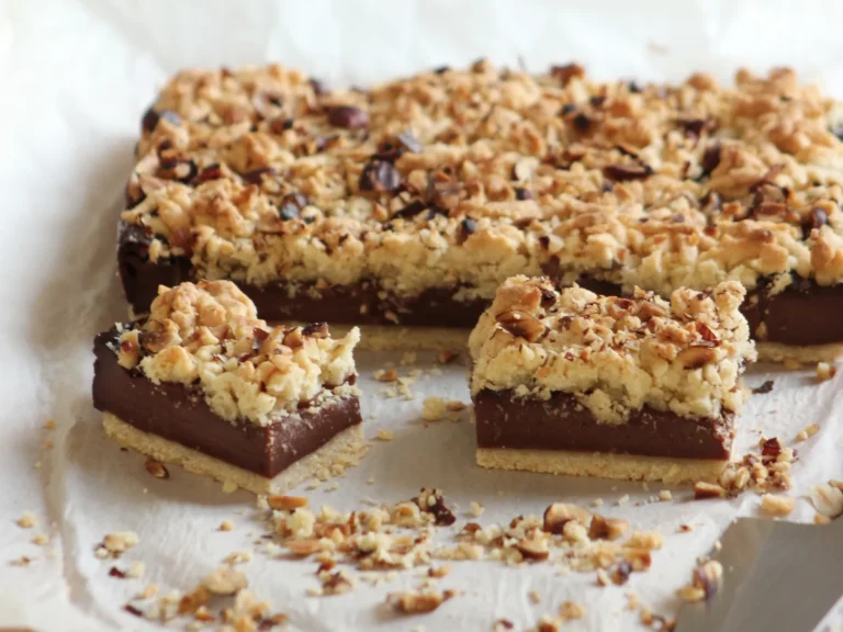 Mrvičasta čoko pita – sočna, jednostavna i neodoljiva