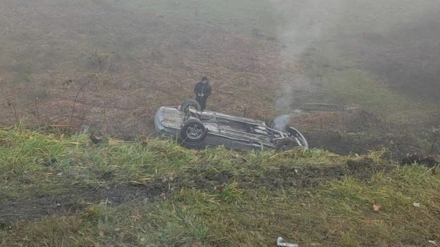 Težak udes kod Tuzle: Četiri osobe povrijeđene u sudaru dva vozila u Husinu