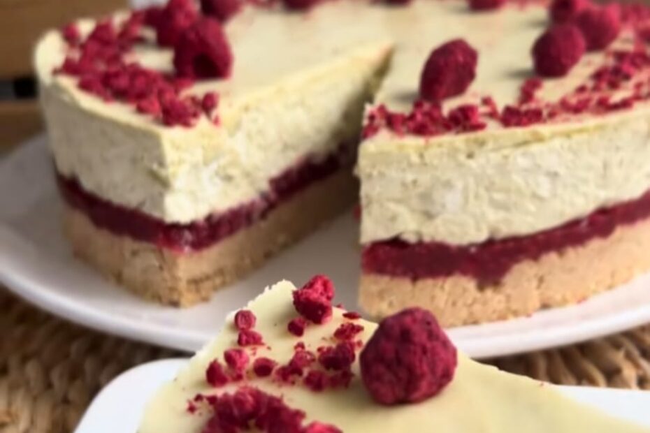 Pistacija - malina cheesecake