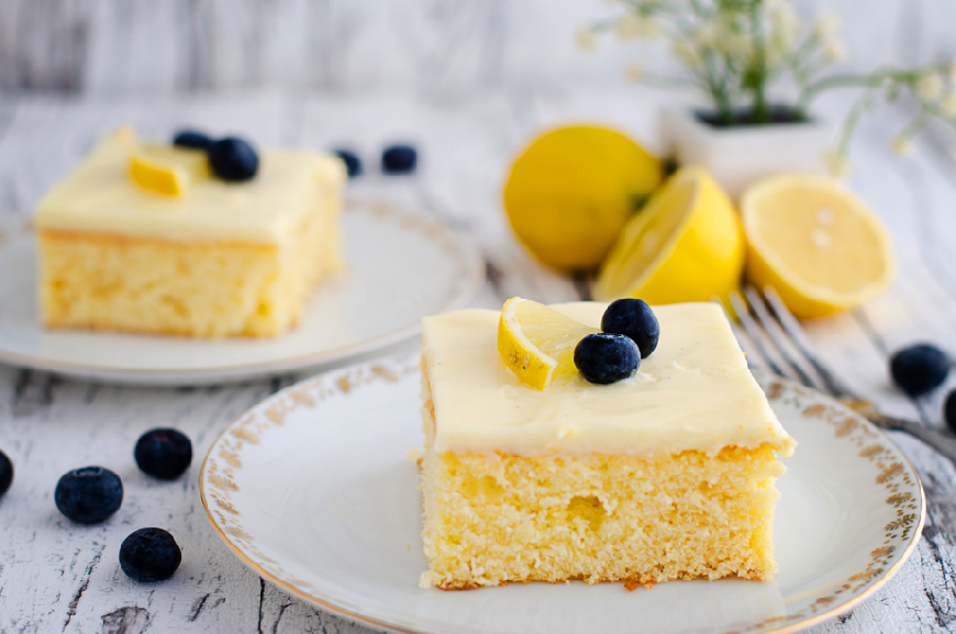 Kolač od limuna s glazurom od krem sira