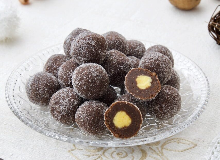 Neodoljive čokoladne kuglice s orasima i bogatom kremom od kuhanih žumanjaka