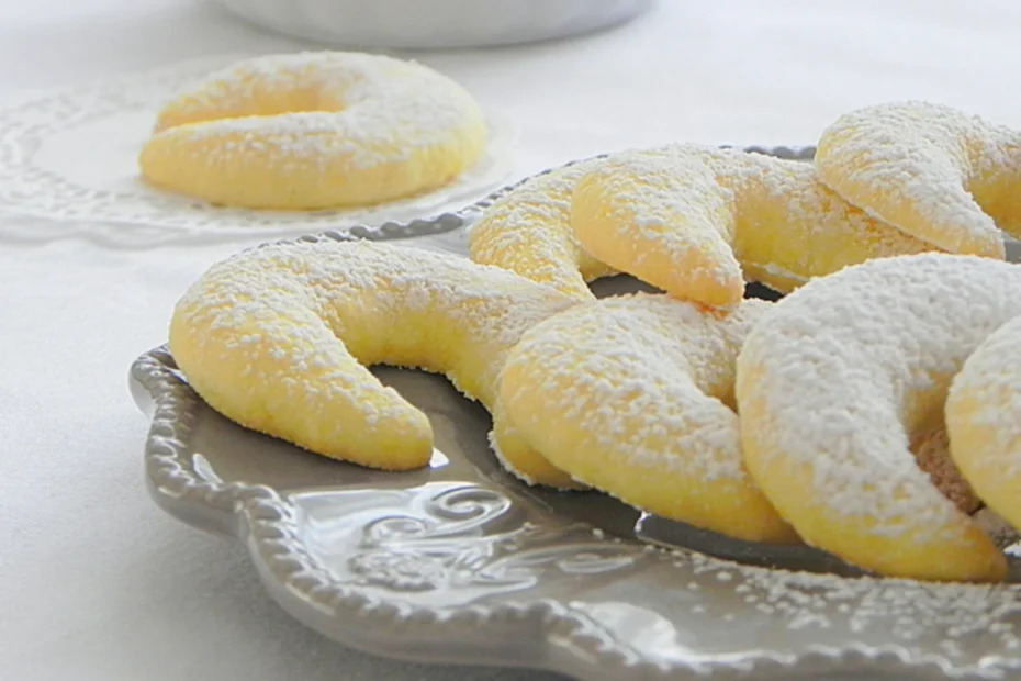 Mekani roščići s kremastim pudingom