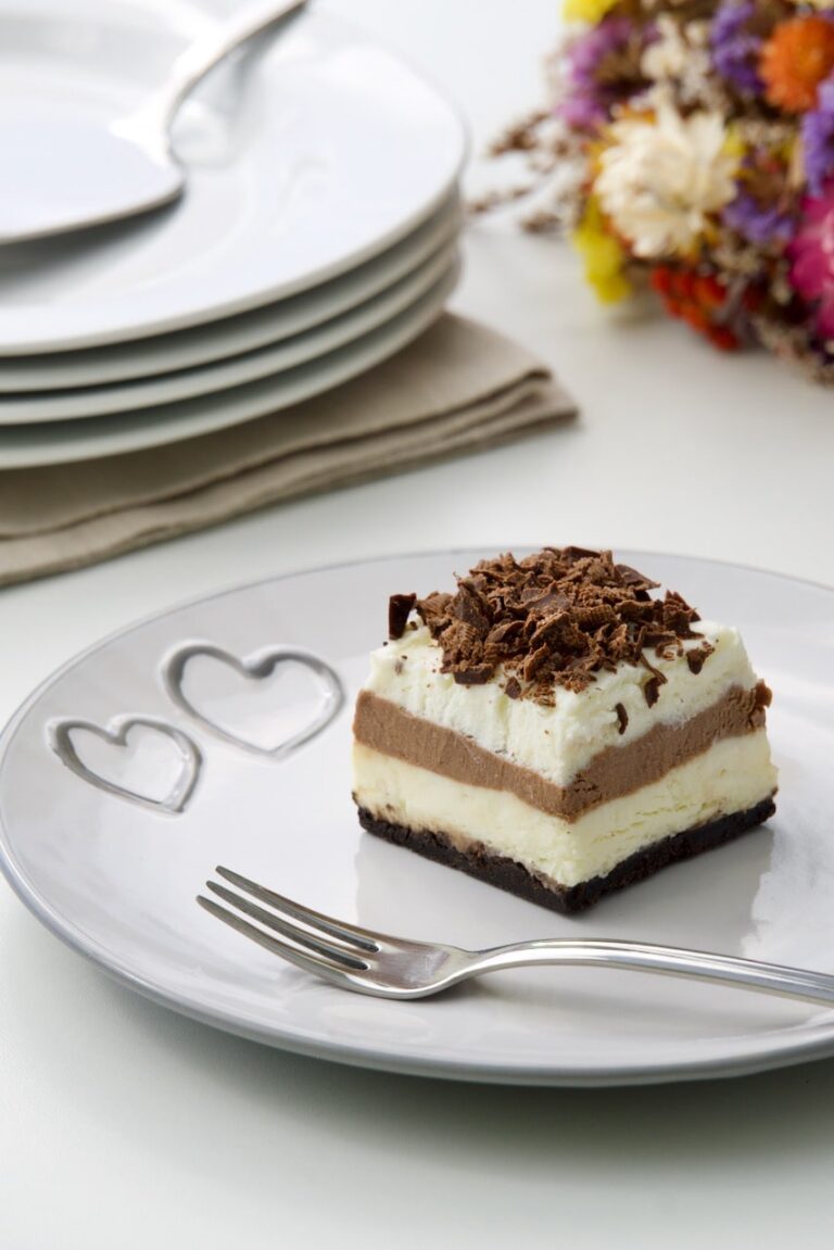 Ledeni kolač bez pečenja sa Oreo keksima