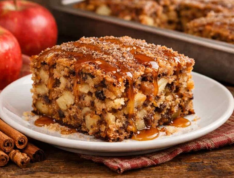 Brzo, jednostavno i nevjerovatno sočno: Najtraženiji mokri kolač od jabuka