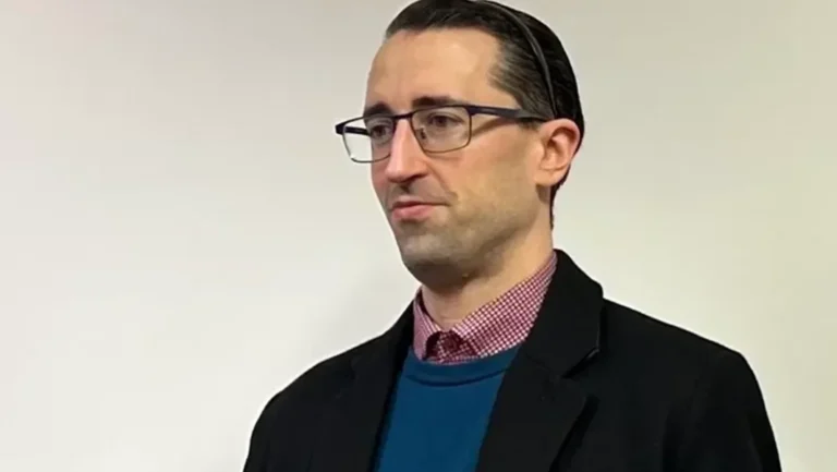 „Bosanac koji je osvojio Irsku“: Dr. Adnan Velić dobio prestižnu Barrington Medalju 2026 — evo zbog čega je nagrađen