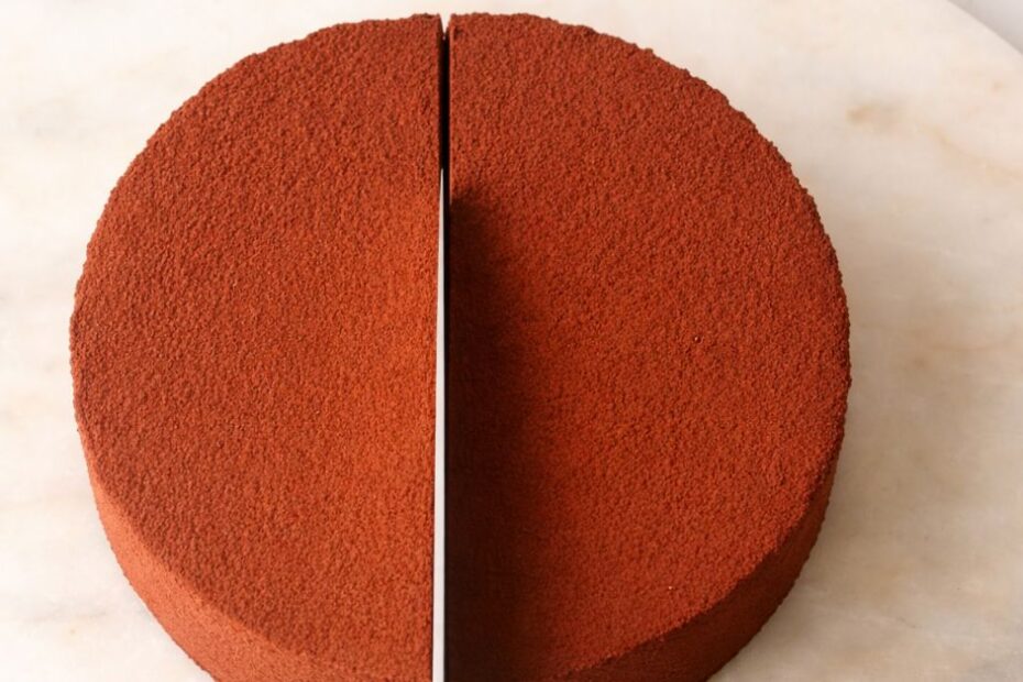 Čokoladna mousse torta