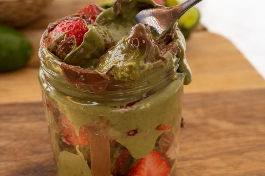 Luksuzne i jednostavne Dubai čokoladne jagode